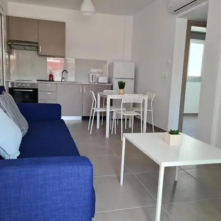 Tefkrou Anthia 9 Apts * Ajía Nápa
